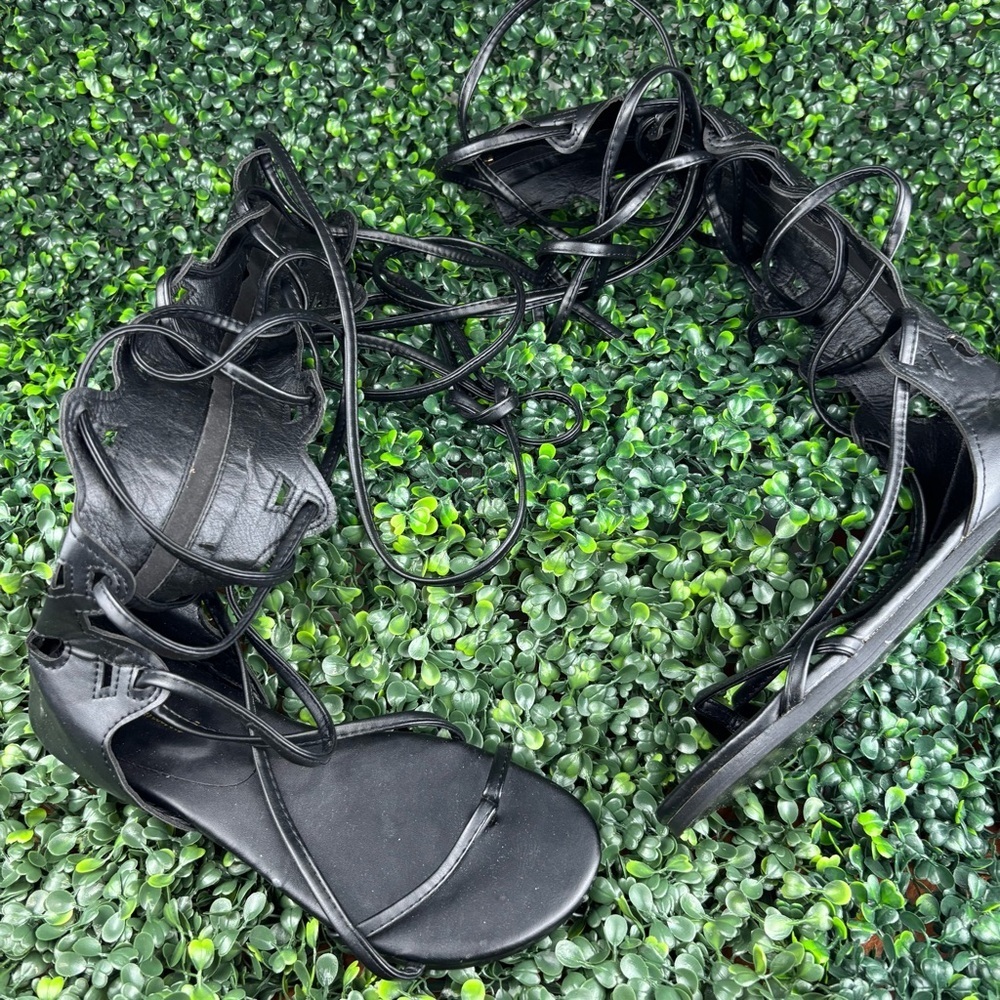 MIULAMIULA GLADIATOR LACE UP SANDALS SIZE 39- 9US